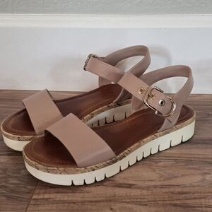 Unisa Unbreiza Tan Vegan Leather Women's Sandals White Chunky Lug Sole Size 6.5